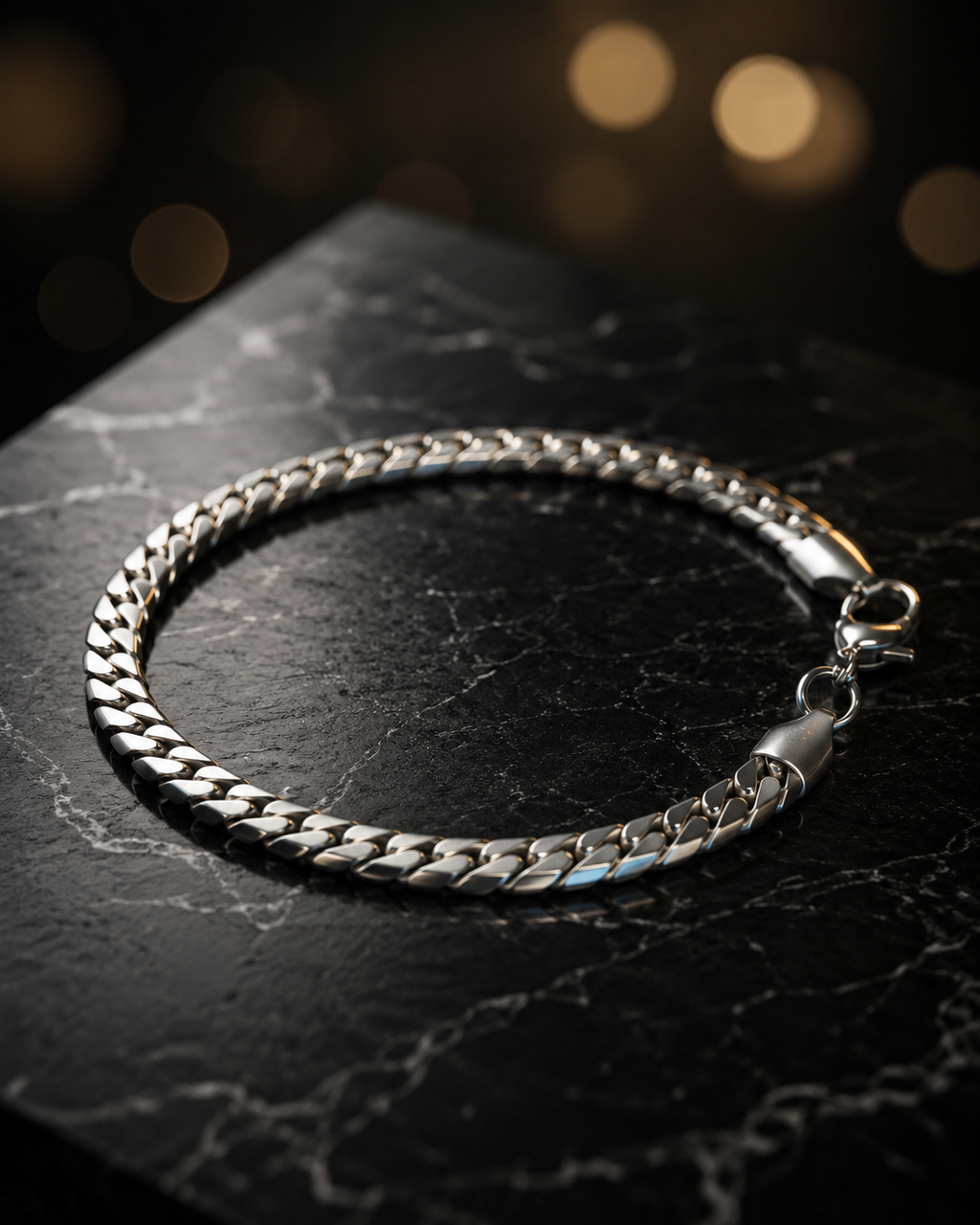 Curb Bracelete